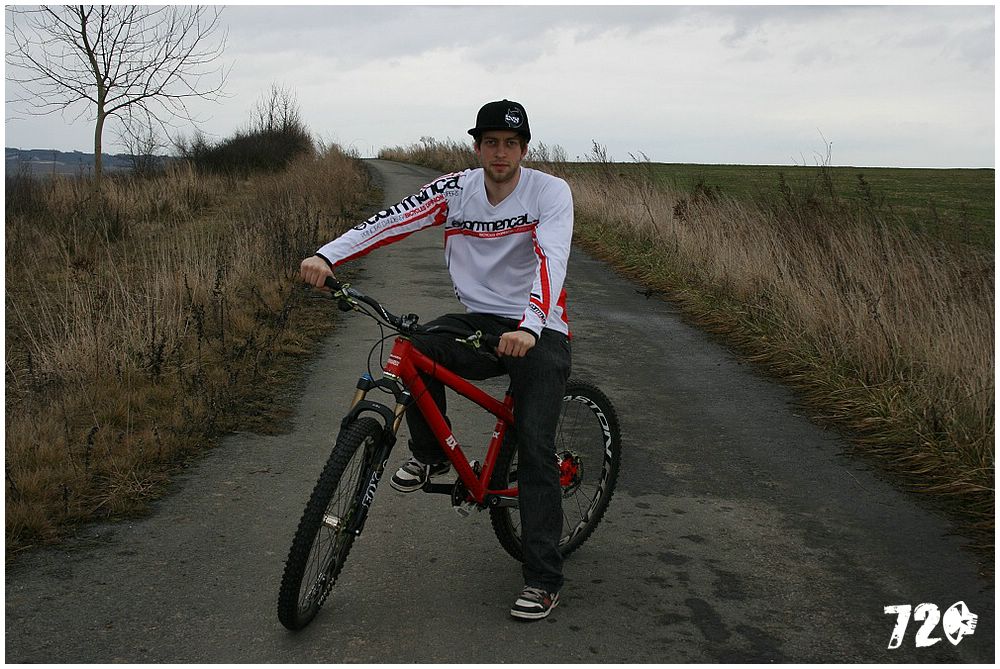 kamil-commencal.jpg