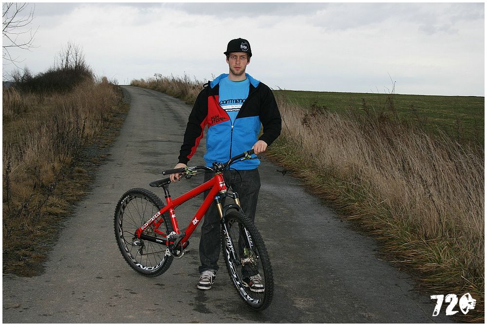 kamil-commencal2.jpg