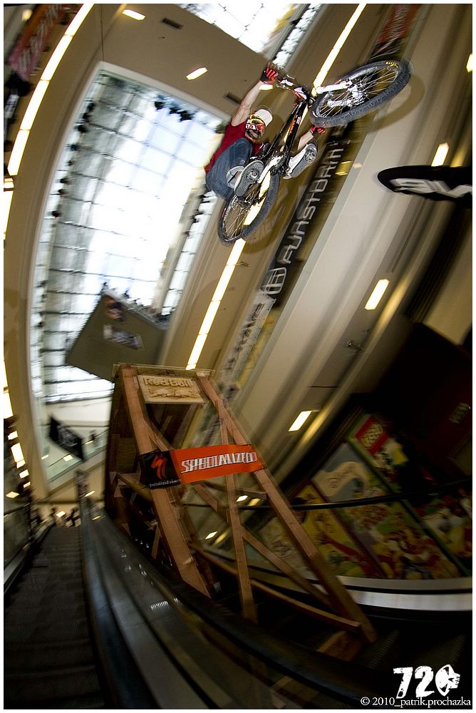 liberec_downmall (25).jpg