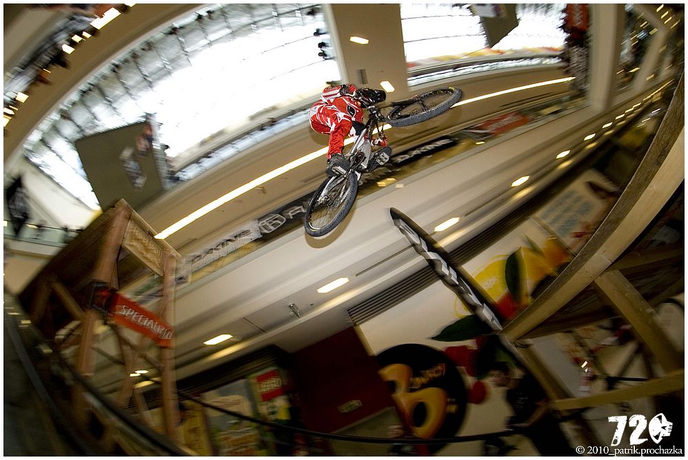 liberec_downmall (27).jpg