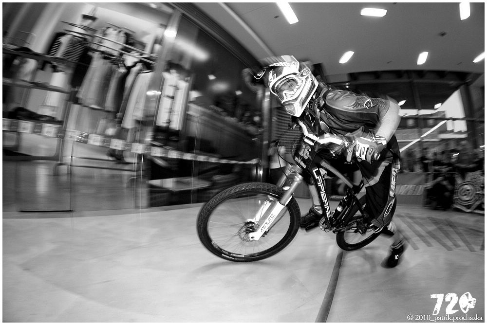 liberec_downmall (48).jpg