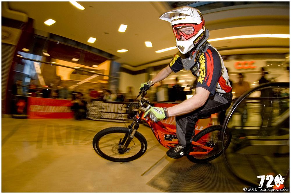 liberec_downmall (49).jpg