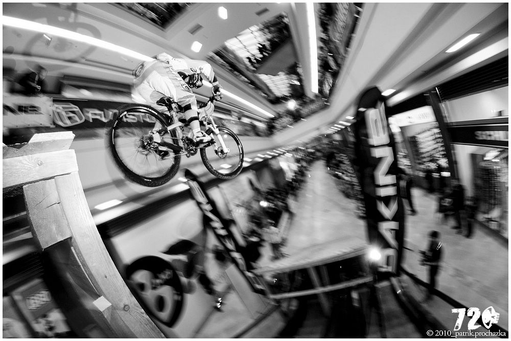 liberec_downmall (55).jpg