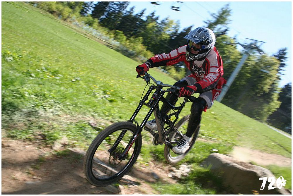 moninec2011otviracka (43).jpg