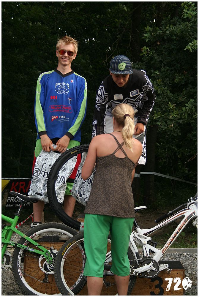 moninec3DH (101).jpg