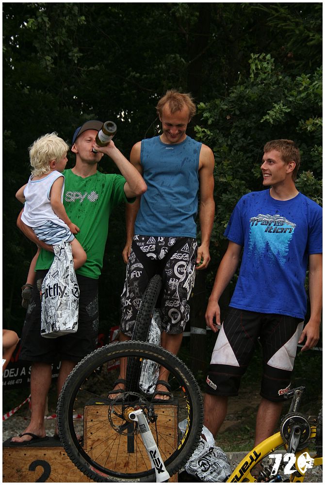 moninec3DH (106).jpg