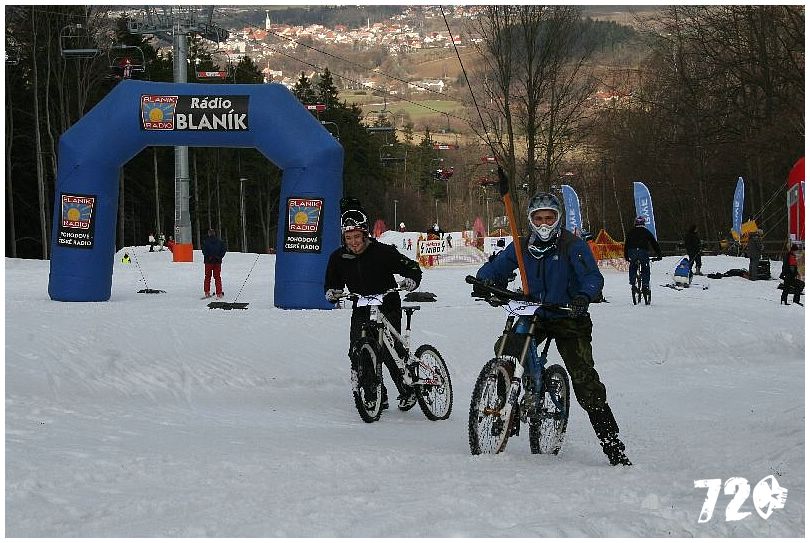 mominec dual comp (11).jpg