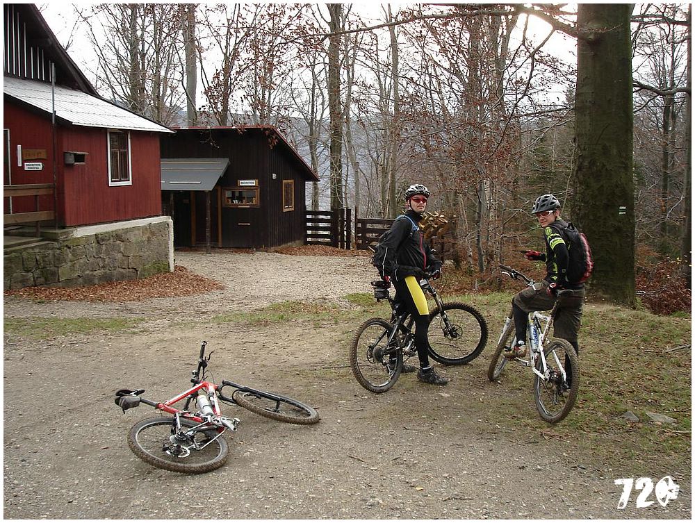 singl pod smrkem (17).jpg